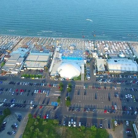 Aqua Vista Fratelli - Vedere Top La Mare Si Lac - Summerland Apartment Mamaia Bagian luar foto